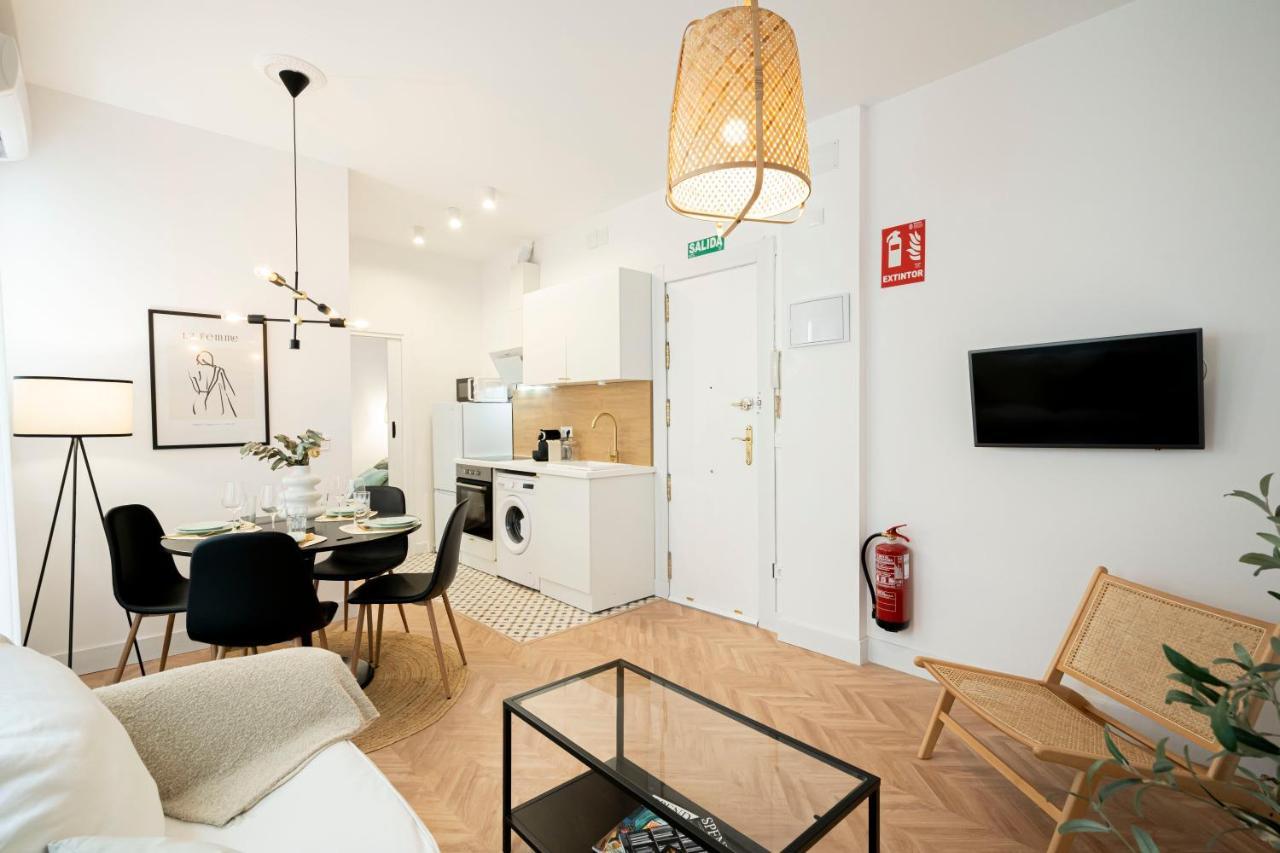 For You Rentals Apartamento Temporal Delicias Madrid Ccr9 المظهر الخارجي الصورة